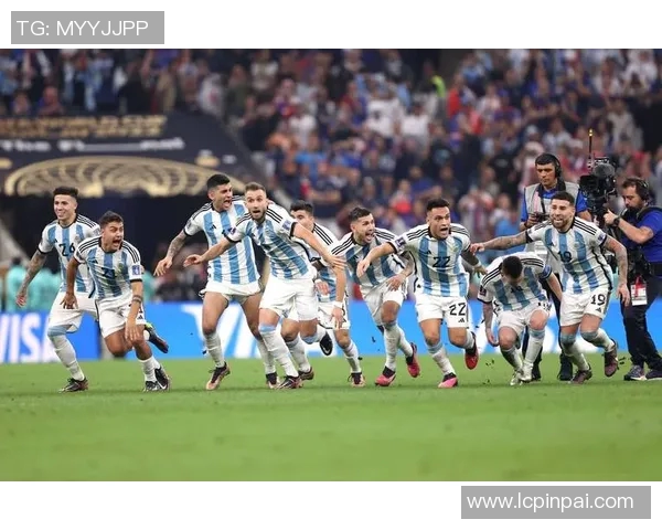 32强足球队球星介绍 世界顶级球员的实力与风采全解析 32强足球队球星介绍 世界顶级球员的实力与风采全解析