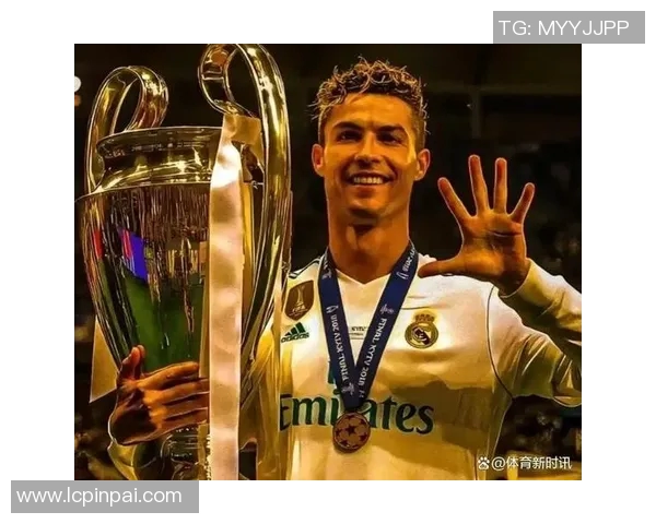 足球球星脖子长引发热议网友纷纷讨论究竟是天生遗传还是训练的成果 足球球星脖子长引发热议网友纷纷讨论究竟是天生遗传还是训练的成果